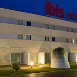 Ibis Sao Joao