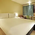 Ibis Sao Joao Porto