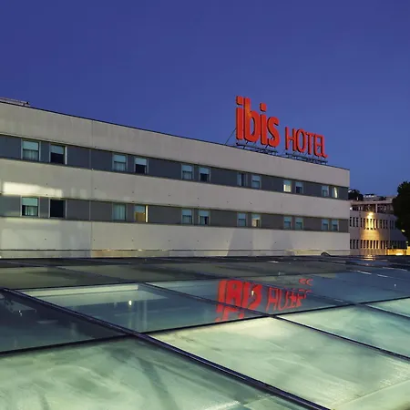 Ibis Sao Joao Порту