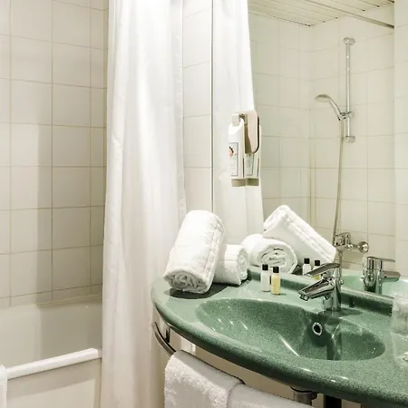 Ibis Sao Joao 2* Порту