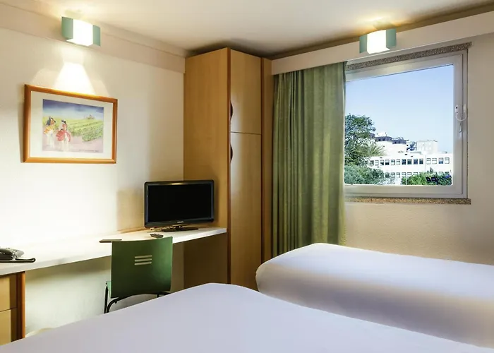 Ibis Sao Joao 2* Porto