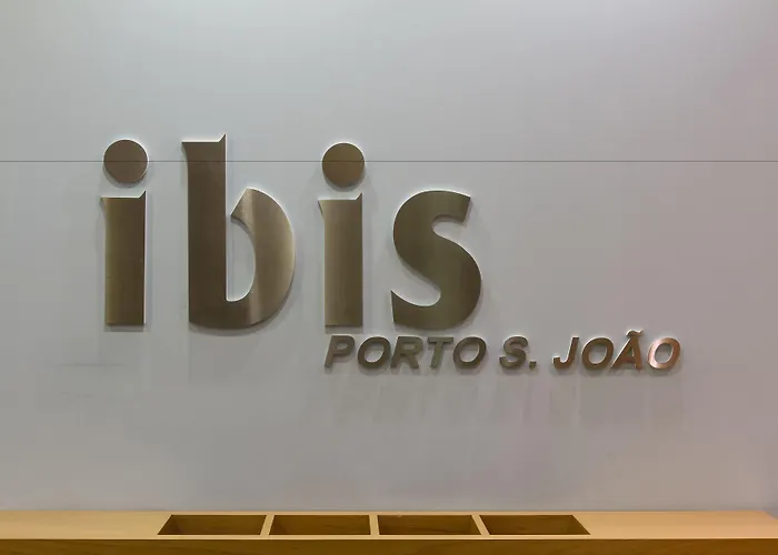Hotel Ibis Sao Joao 2*