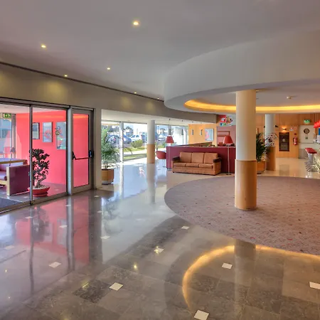 Ibis Sao Joao Oporto